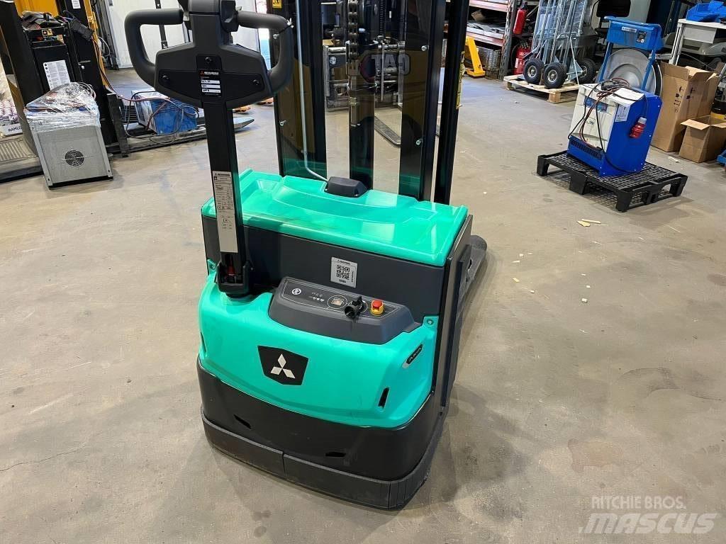 Mitsubishi SBP12N3 Ručni električni viličar