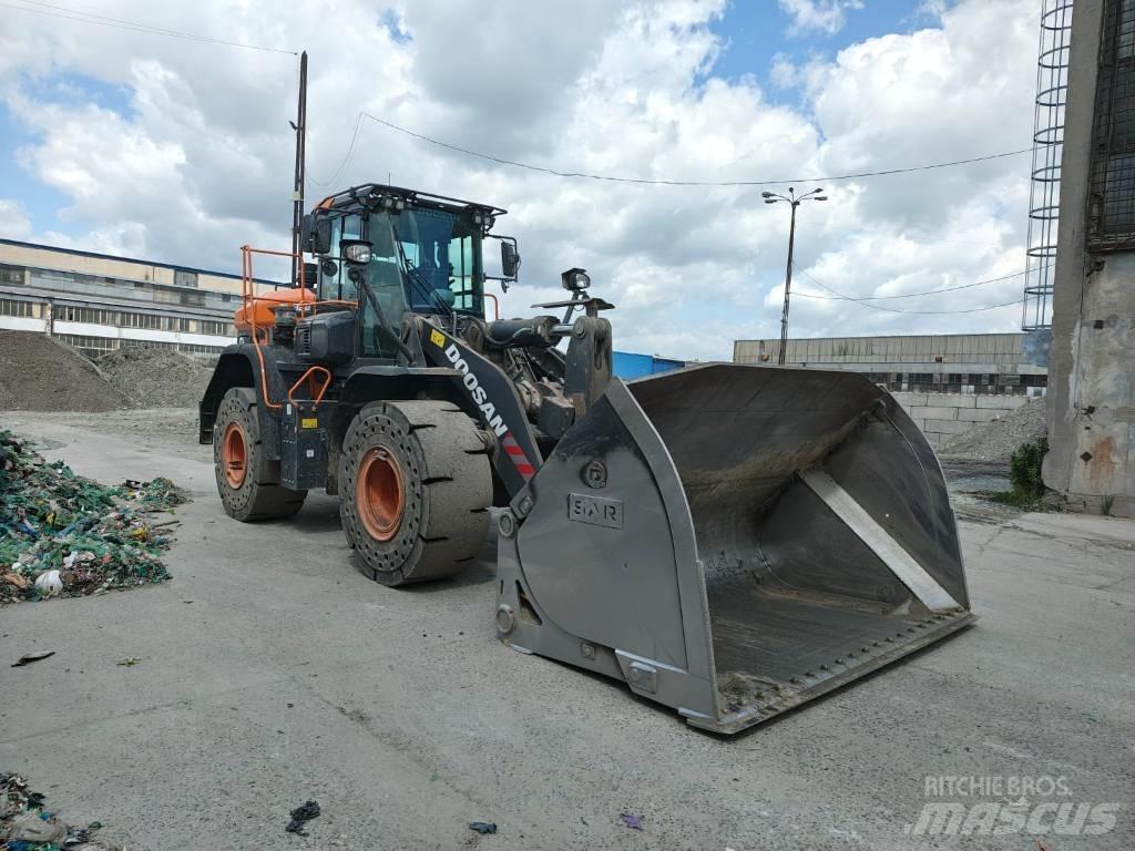 Doosan DL 320-7 Utovarivači na kotačima