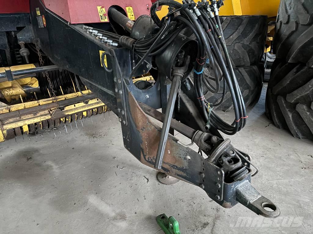 New Holland BB 940 Balirke za kockaste bale