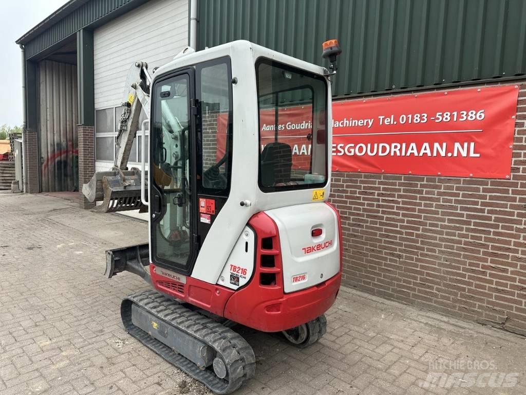 Takeuchi TB216 Mini bageri <7t