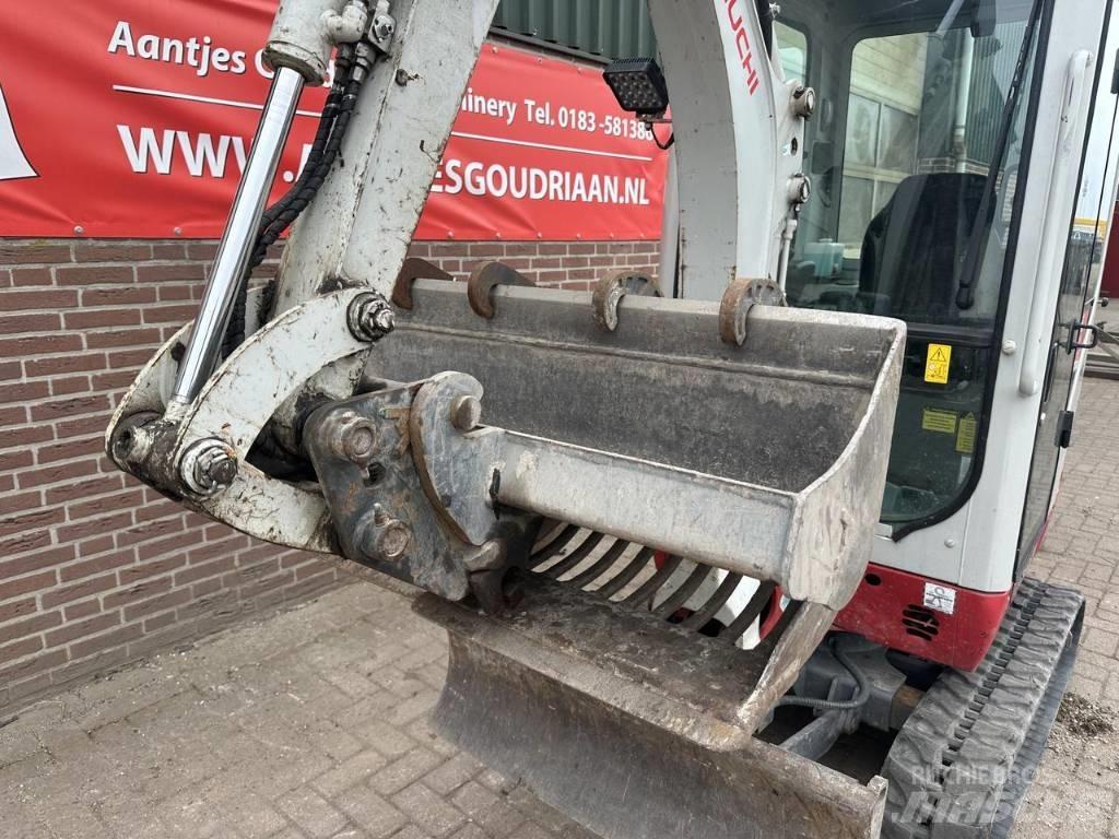 Takeuchi TB216 Mini bageri <7t
