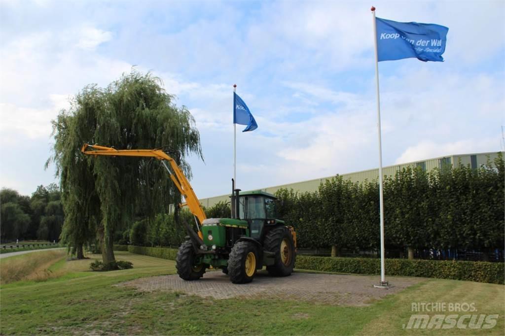 John Deere 4055 Traktori