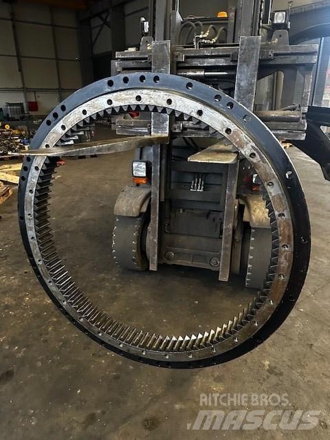 CAT M 316 BEARING Šasije I ovjese