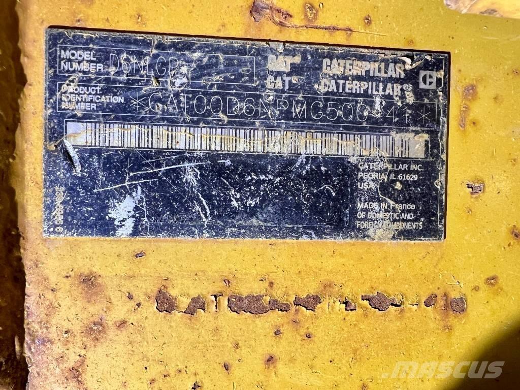 CAT D6N LGP Buldožeri gusjeničari
