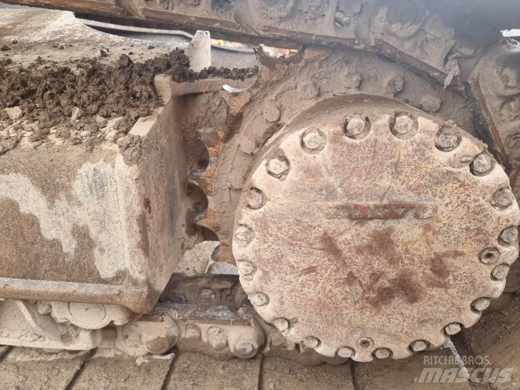 Volvo EC 250 D L Bageri gusjeničari