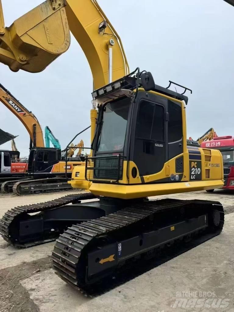 Komatsu 210LC-8 Bageri gusjeničari