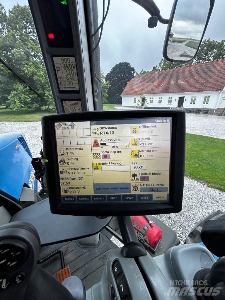 New Holland T 8.390 Traktori