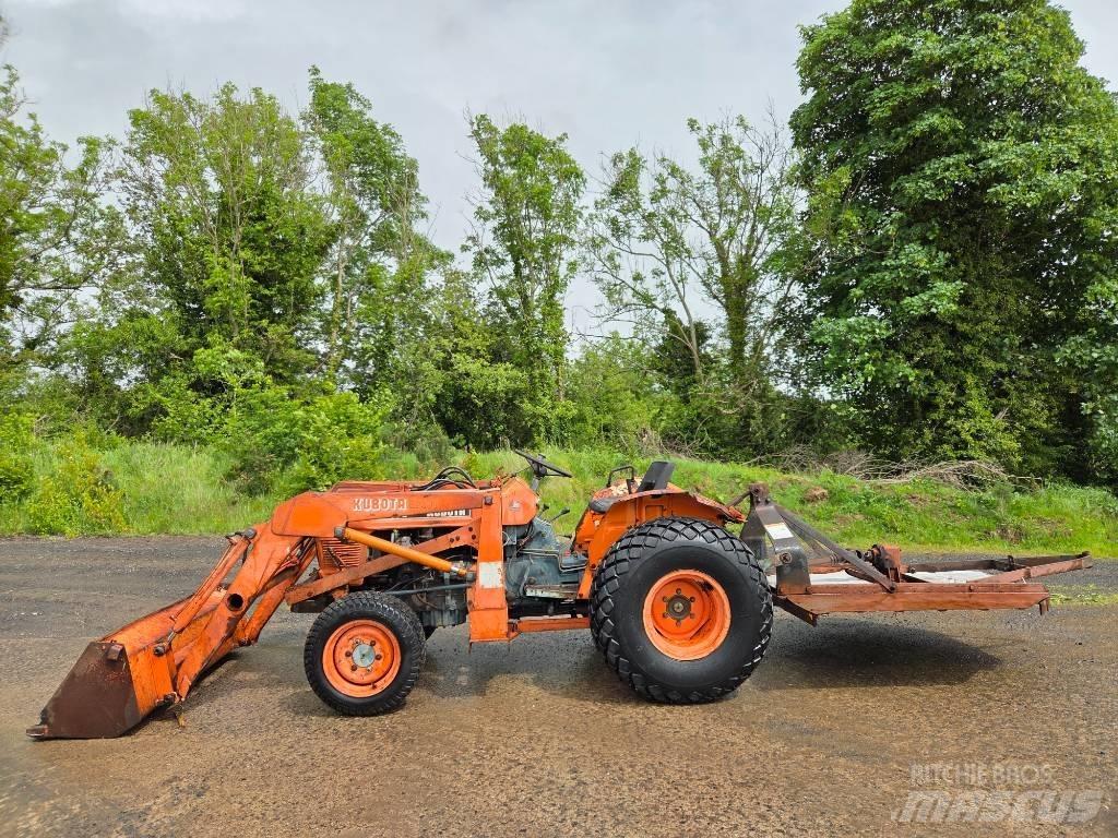 Kubota L 235 Kompaktni (mali) traktori