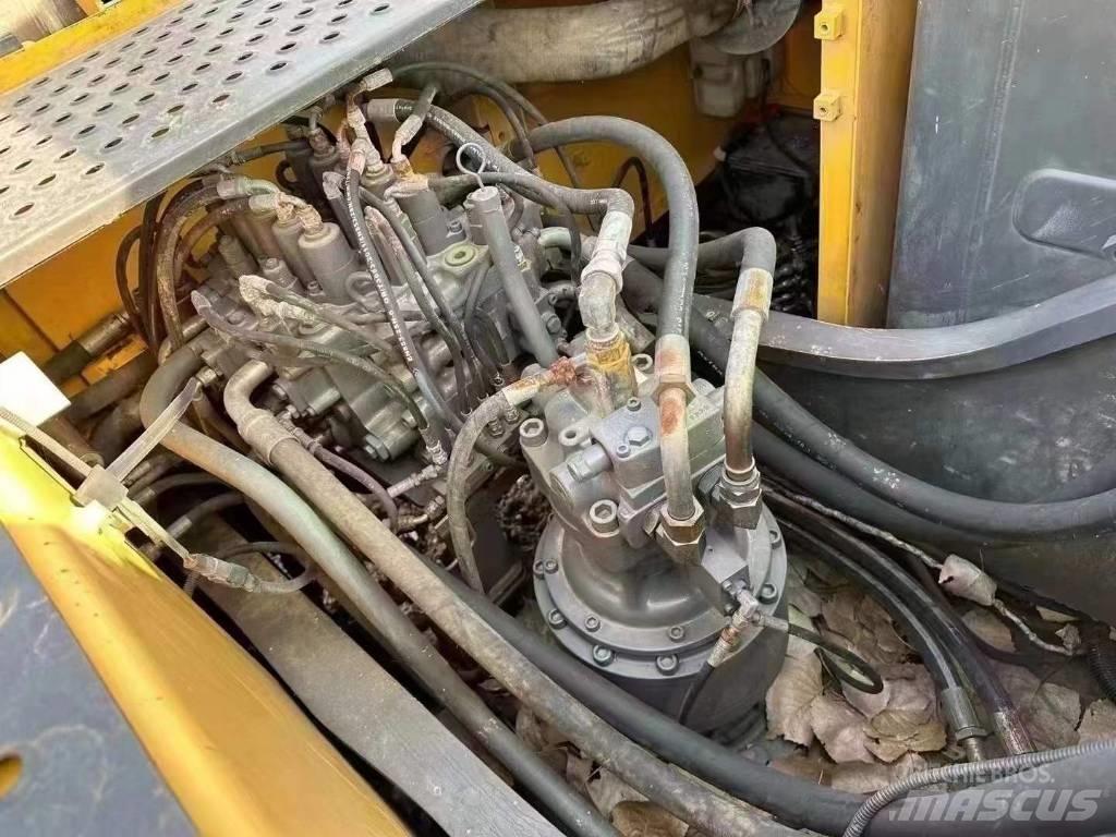 Volvo ED220 Bageri gusjeničari