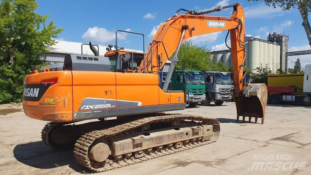 Doosan DX 255 LC-5 Bageri gusjeničari