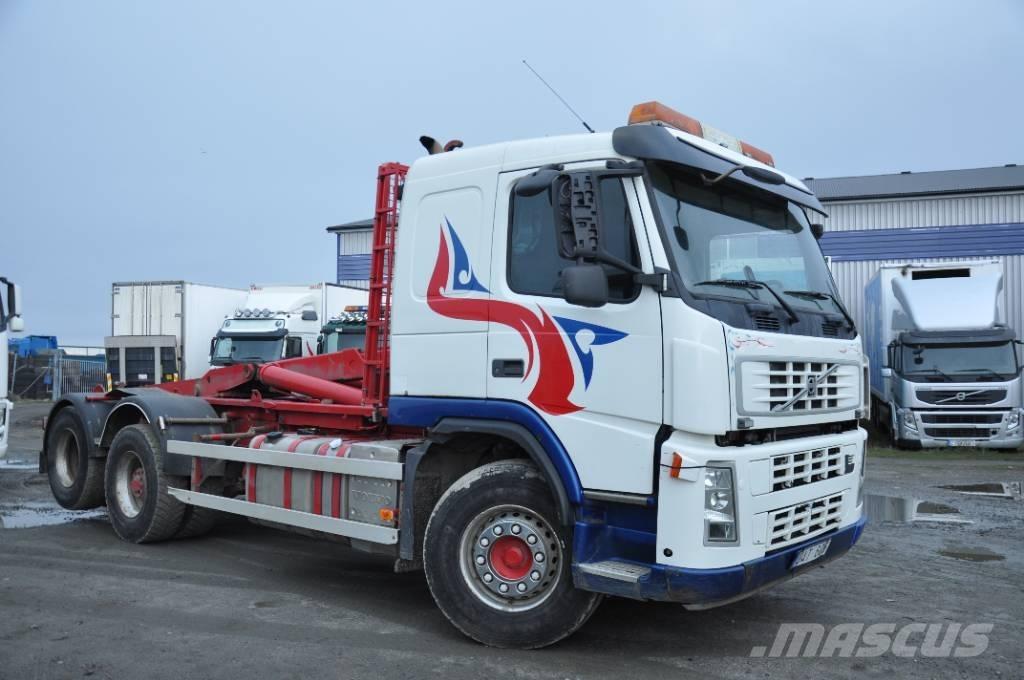 Volvo FM 400 6X2 Rol kiper kamioni s kukama za dizanje