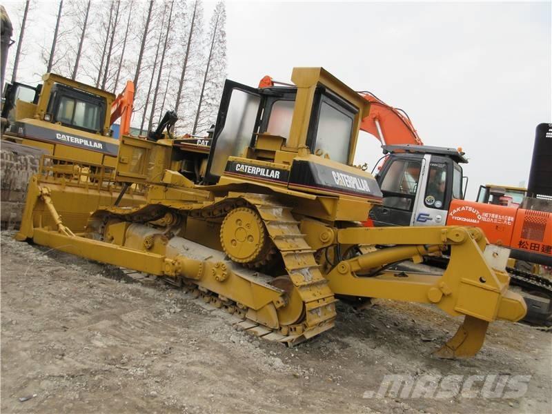 CAT D 7 R Buldožeri gusjeničari