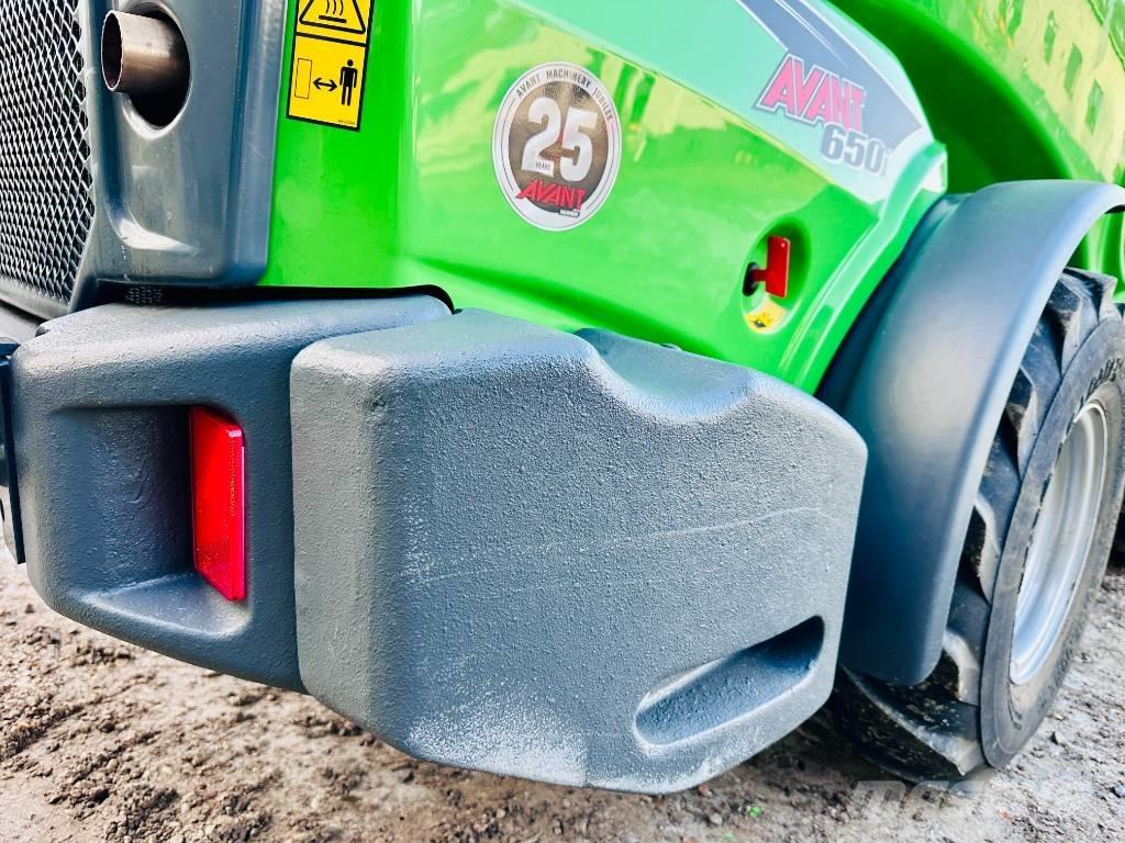 Avant 650 i Višenamjenski utovarivači