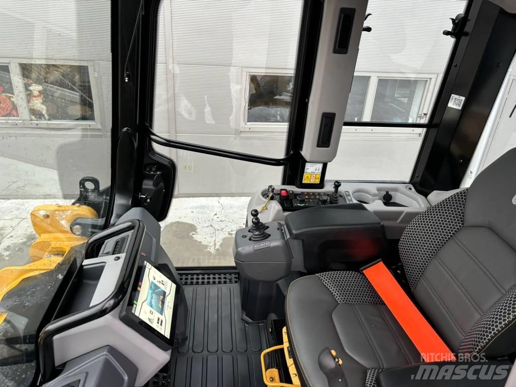 CAT 963 *MIETE/RENTAL Utovarivači gusjeničari