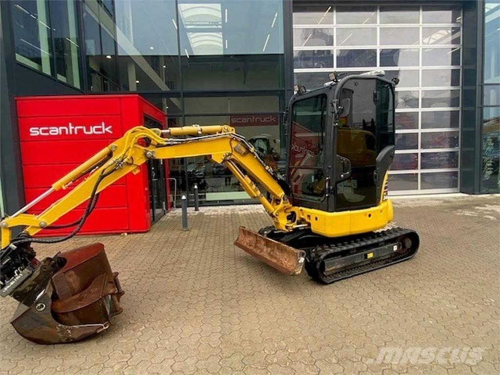 Komatsu PC24MR-5 Bageri na kotačima