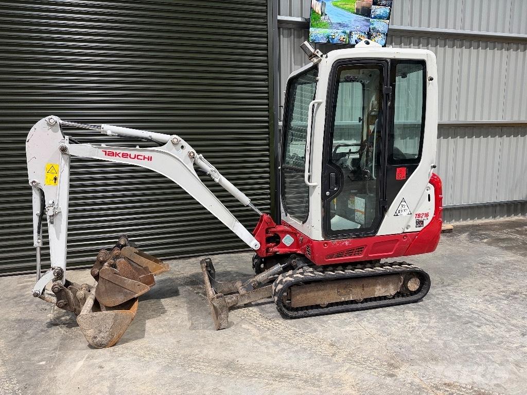 Takeuchi TB 216 Mini bageri <7t