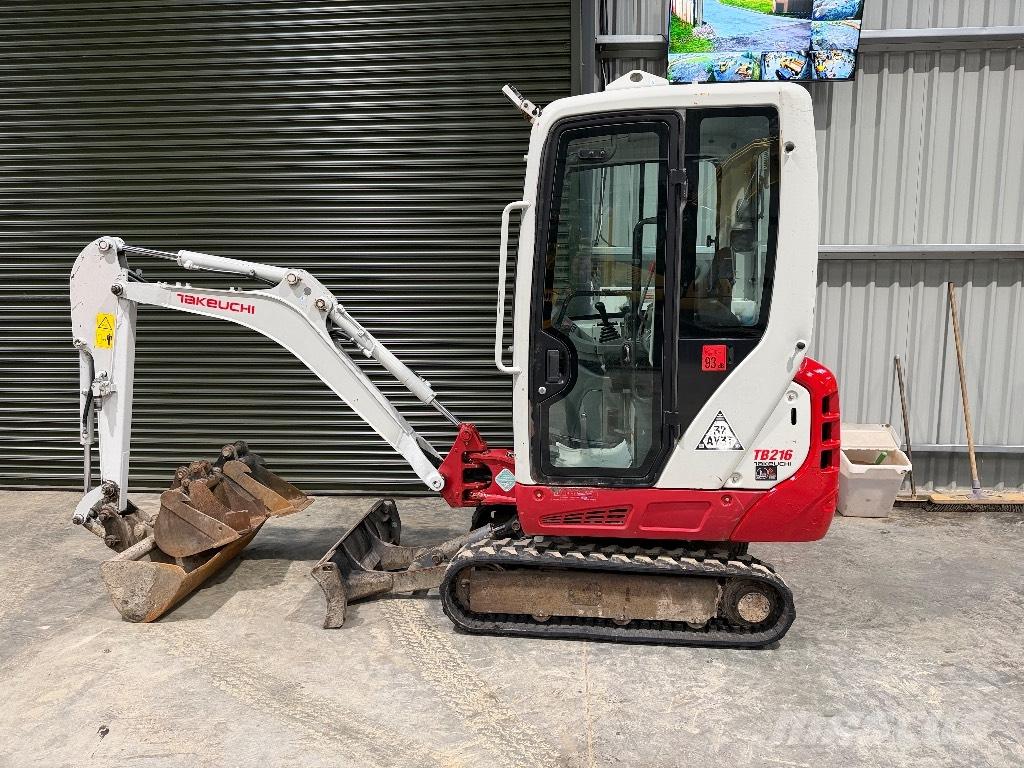 Takeuchi TB 216 Mini bageri <7t
