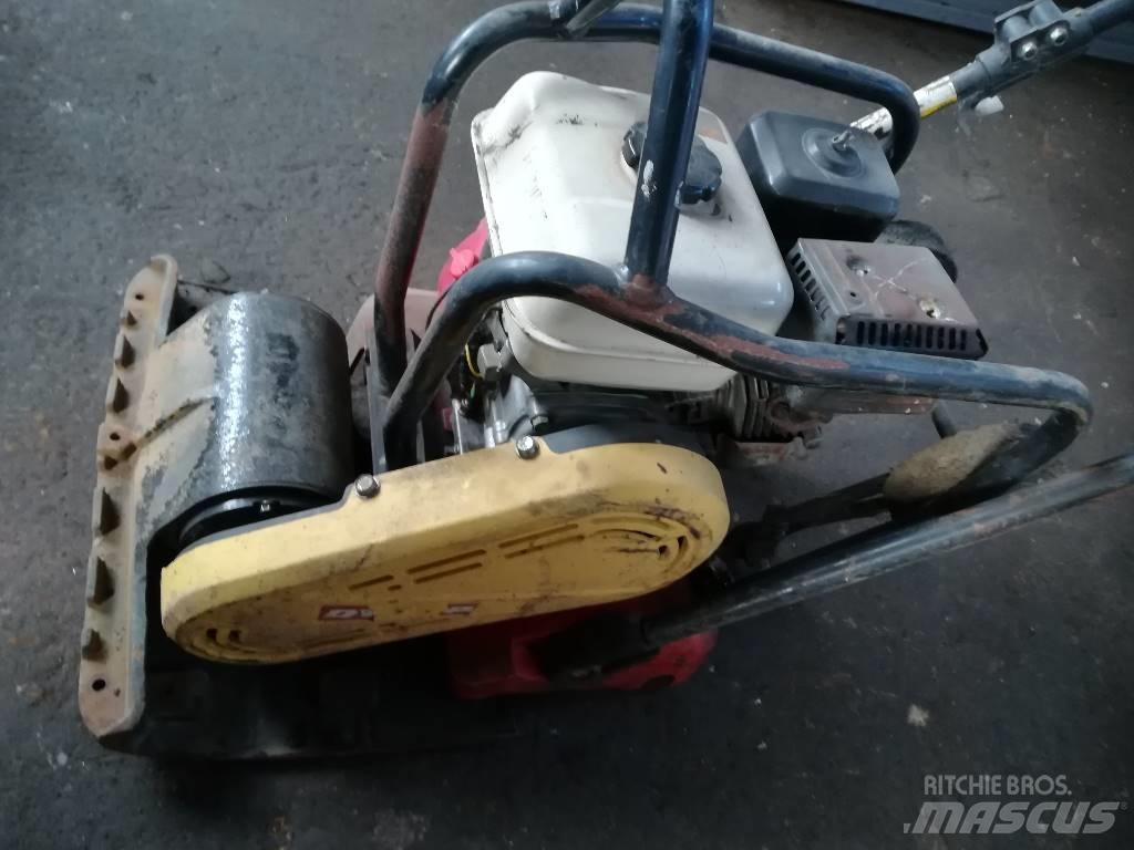  DESKA  VIBRAČNÍ  LF  75 Vibro nabijači