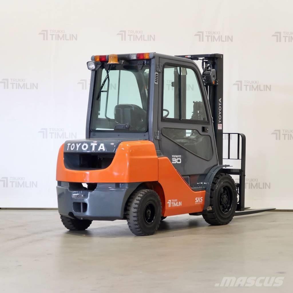 Toyota 02-8FDF30 Dizelski viličari