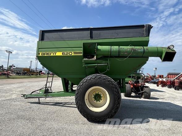 Brent 620 Prikolice za zrno