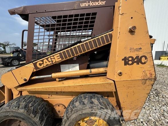 CASE 1840 Skid steer mini utovarivači