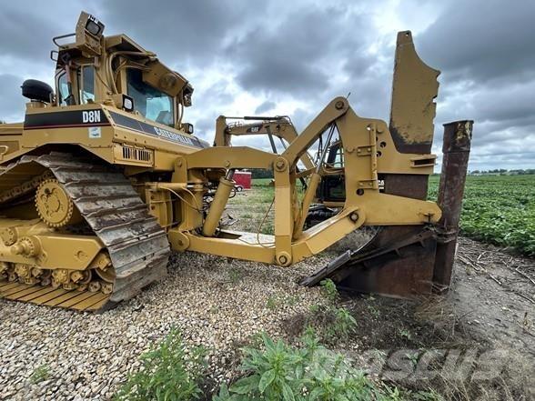 CAT D8N Buldožeri gusjeničari