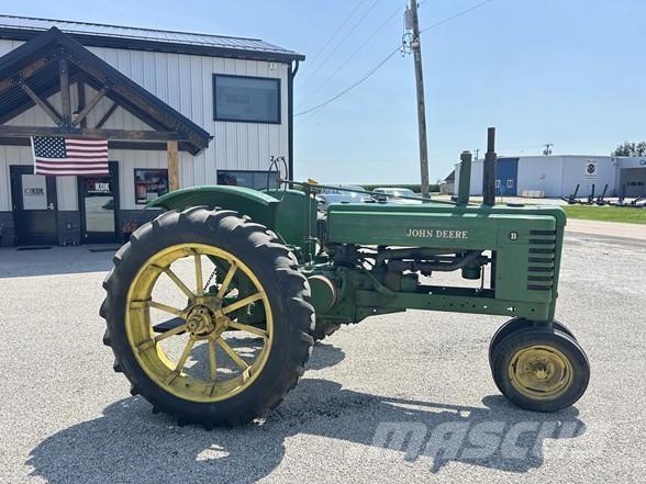 John Deere B Traktori