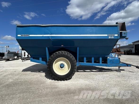 Kinze 1040 Prikolice za zrno