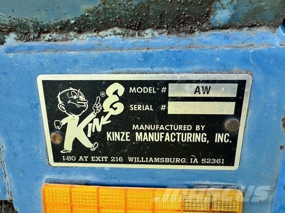 Kinze 840 Prikolice za zrno