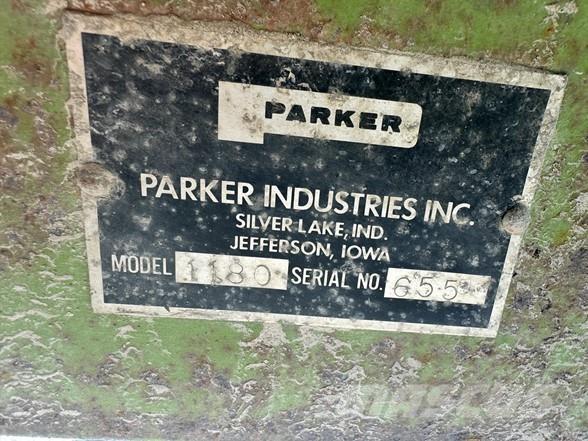 Parker 1180 Prikolice za zrno