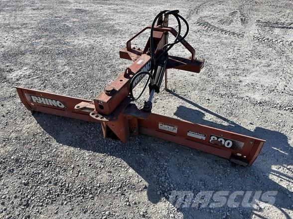 Rhino R800 Ostala oprema za traktore