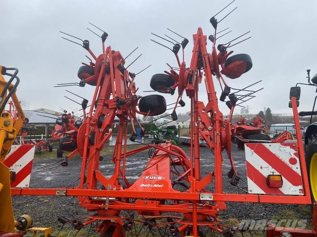 Kuhn GF8702 Okretači i sakupljači sijena