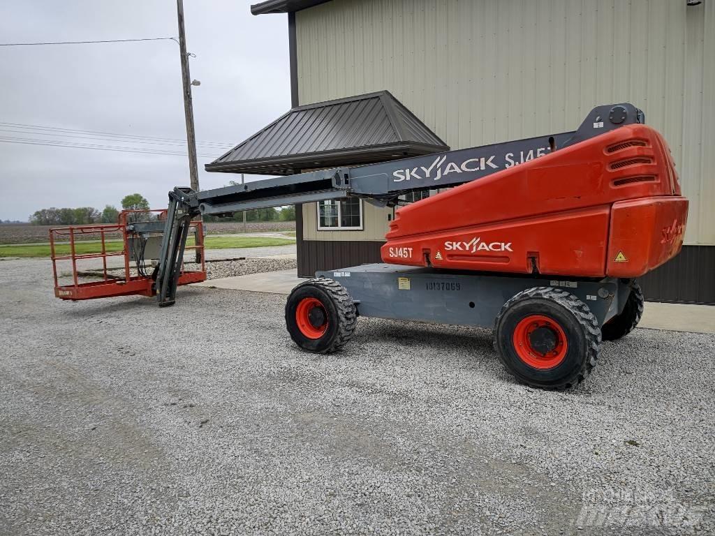 SkyJack SJ 45 T Teleskopske podizne platforme