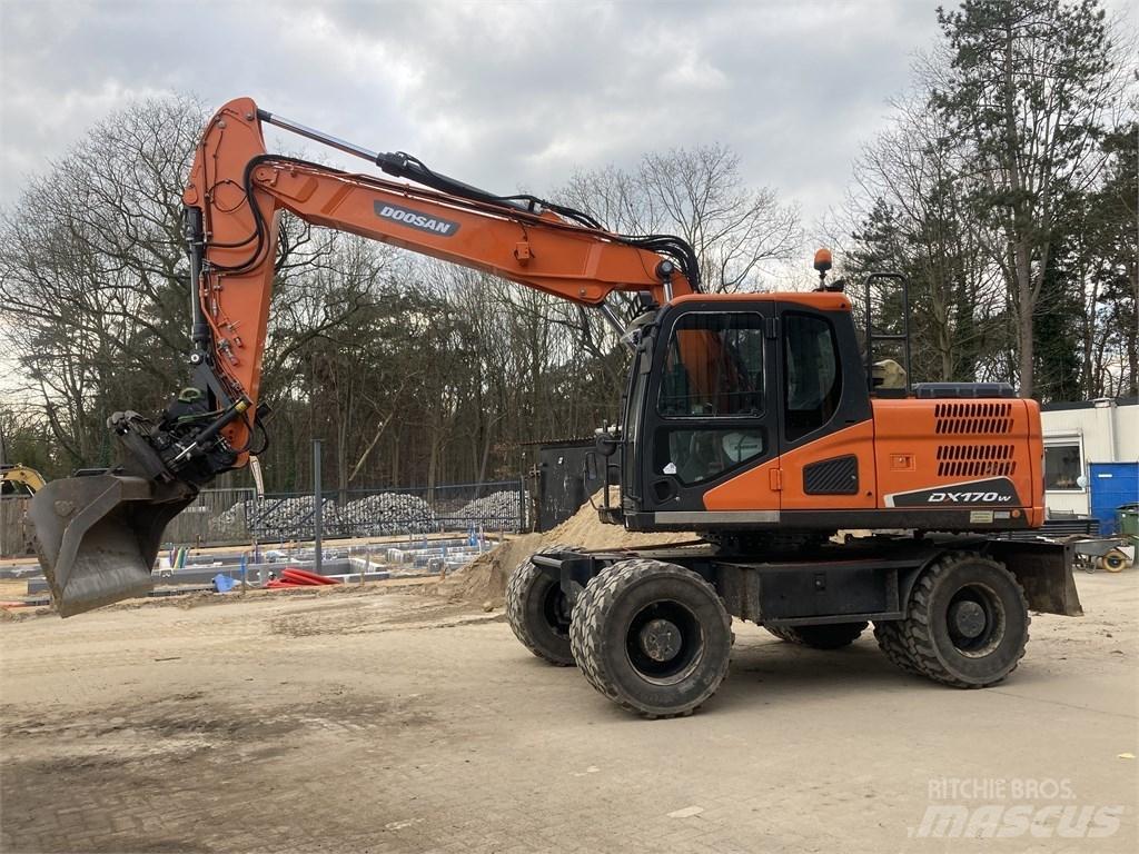 Doosan DX 170-5 W Bageri na kotačima