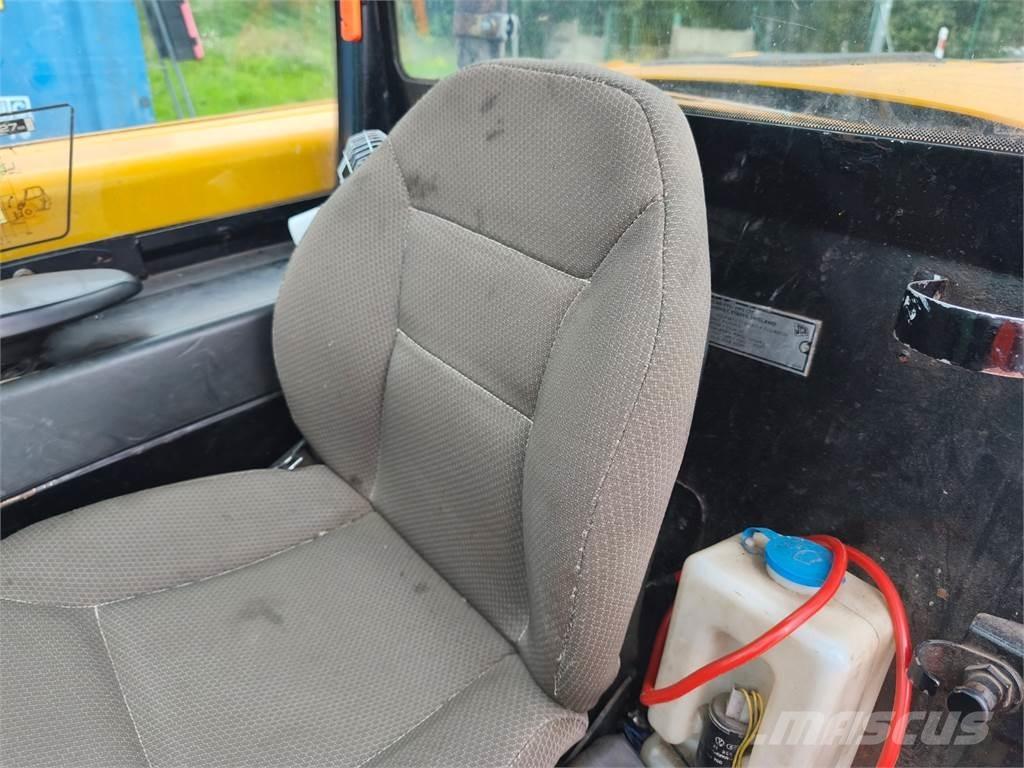 JCB 527-55 (4WS) Građevinarstvo – ostalo
