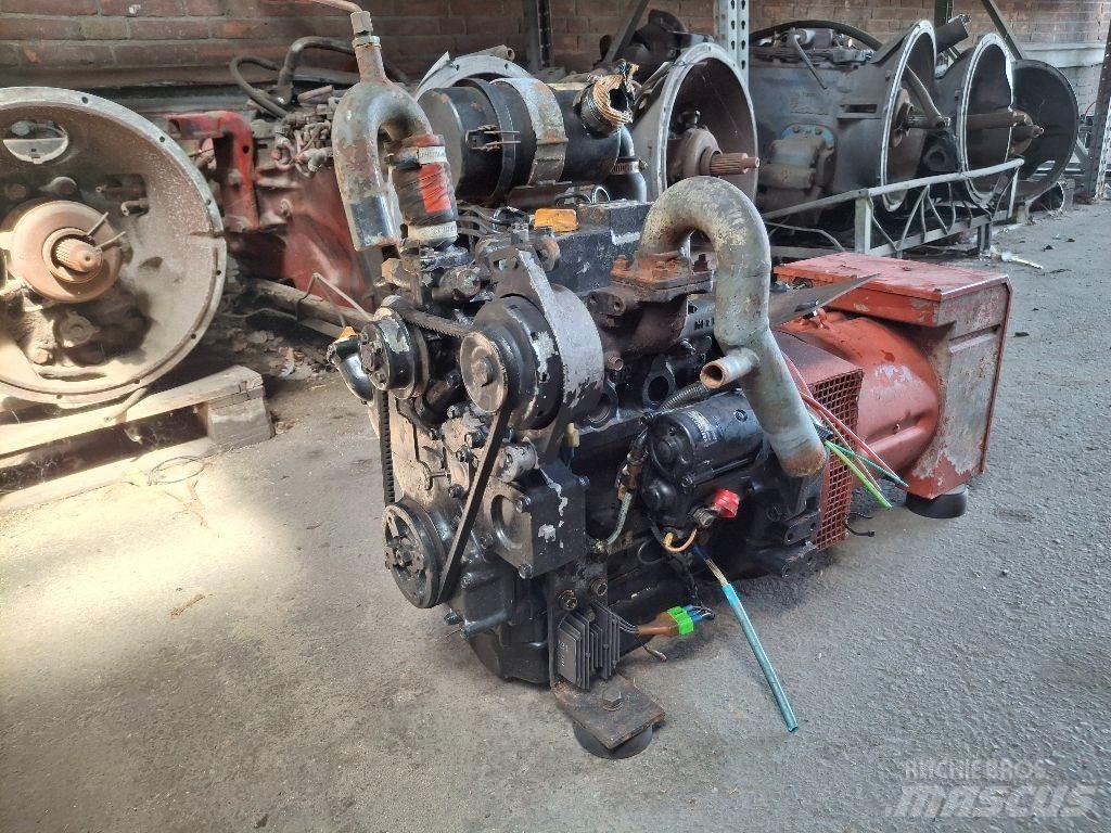 Komatsu 3D72-F2HA Motori