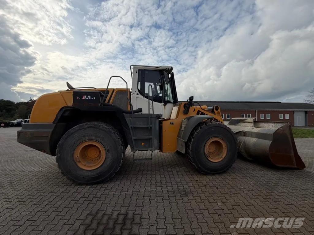 Liebherr L576 Utovarivači na kotačima