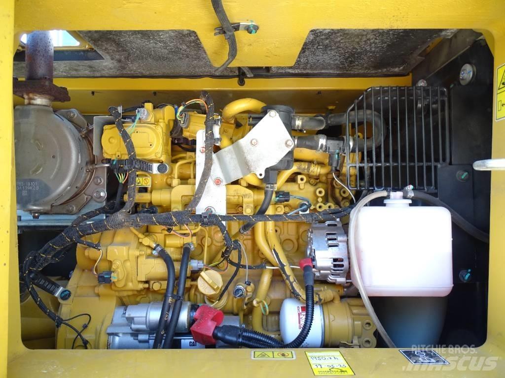 CAT 310 Bageri gusjeničari
