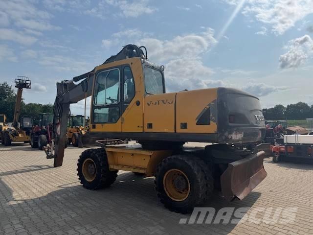 Volvo EW 180 B Bageri na kotačima