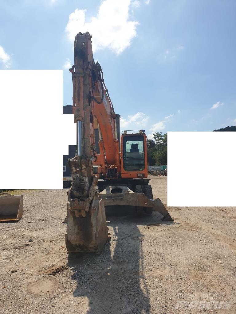 Doosan DX210WA Bageri na kotačima