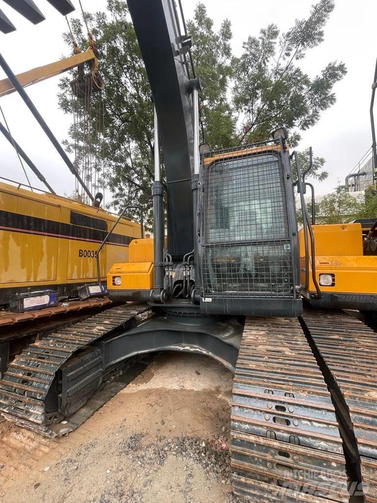 Hyundai R210 Bageri gusjeničari