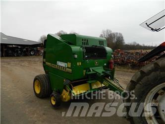 John Deere 575 Rolo balirke