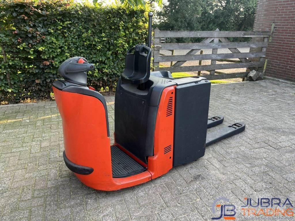 Linde H20 Nisko podizni električni viličar sa platformu