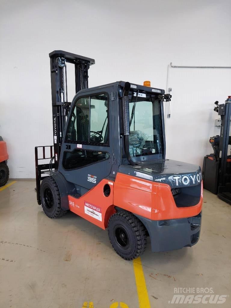 Toyota 52-8 FDJF 35 Dizelski viličari