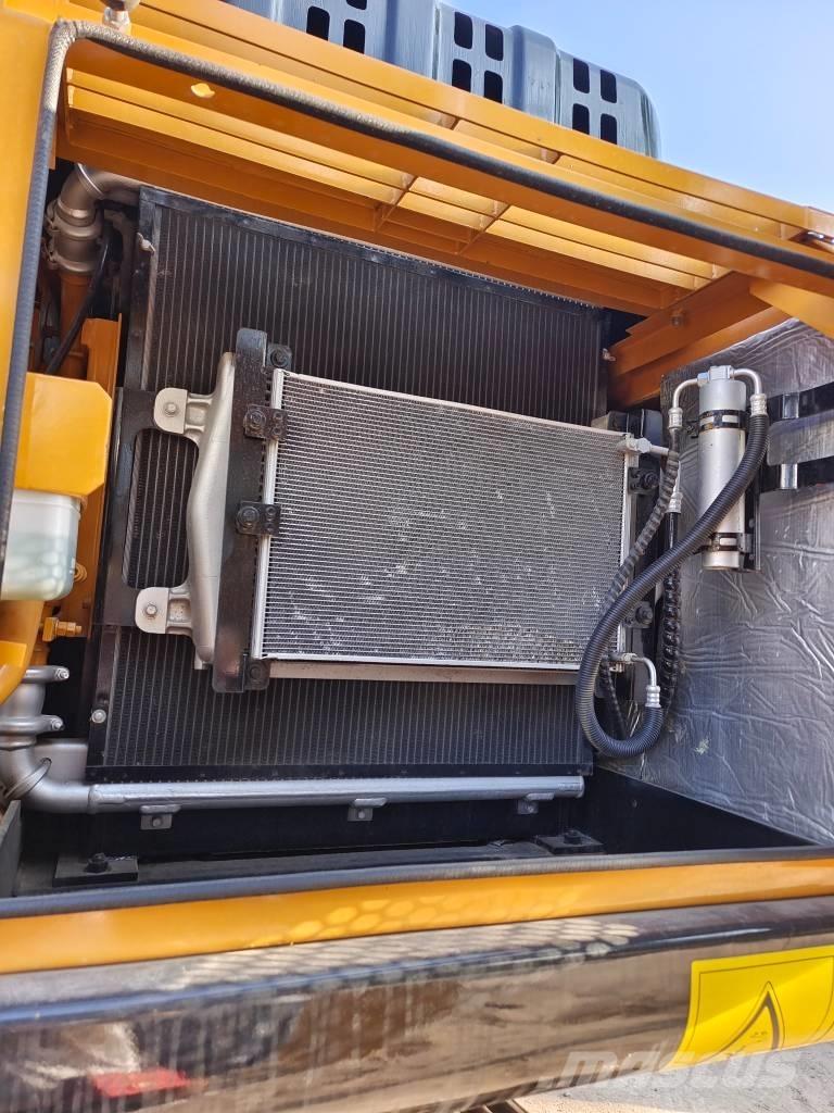 Sany SY 215 C Bageri gusjeničari