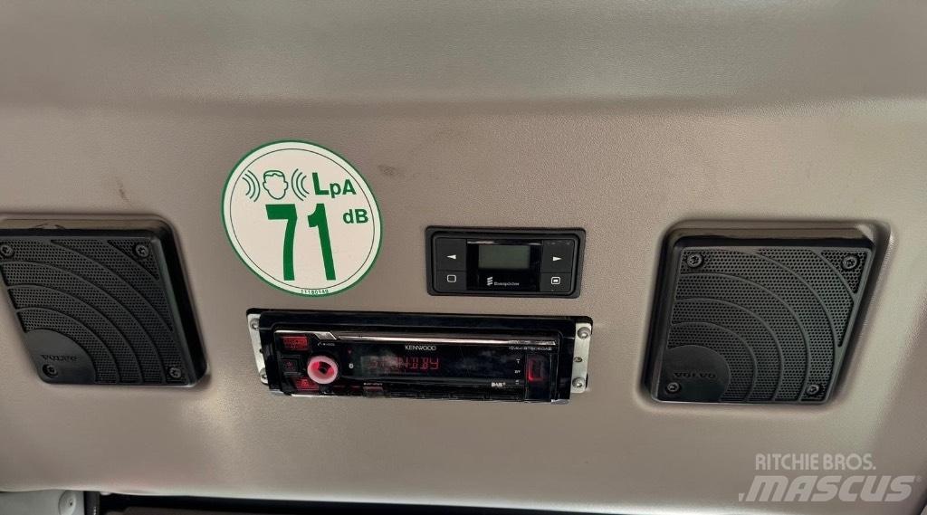 Volvo ECR 235 E Bageri gusjeničari