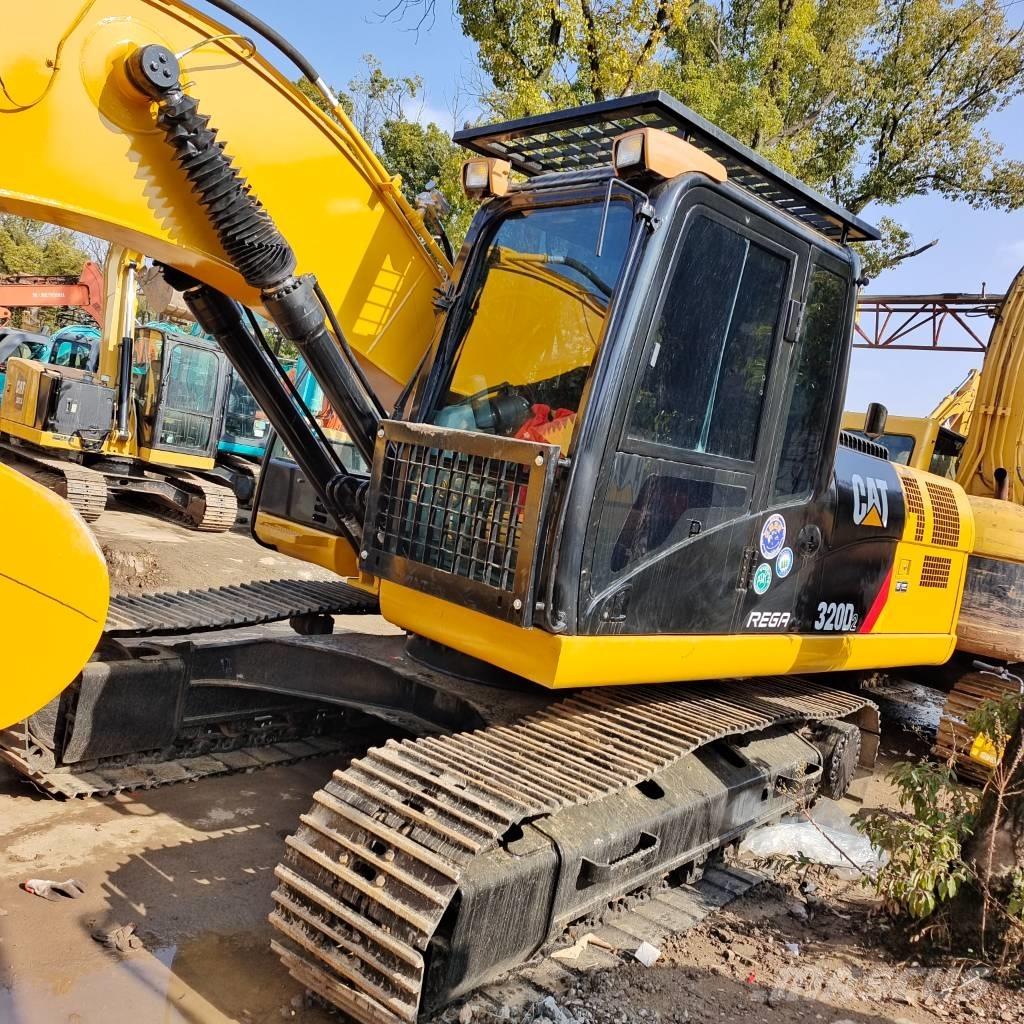 CAT 320 D2 Bageri gusjeničari