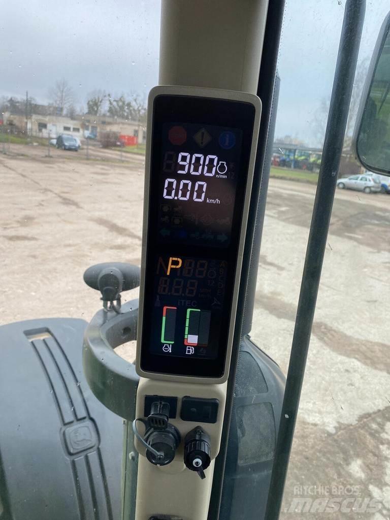 John Deere 8370R Traktori