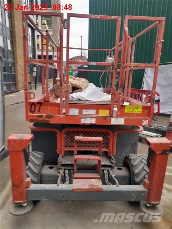 SkyJack 6832 RT Škaraste platforme