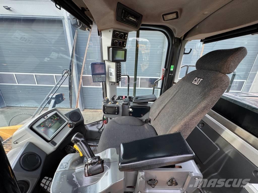 CAT 980M Utovarivači na kotačima